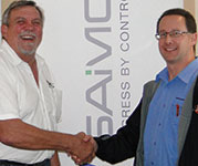 Branch Chairman Hennie Prinsloo (left) thanking Ralph White of IFM for his interesting presentation.